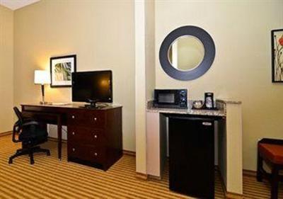 фото отеля Comfort Suites Universal Studio Area