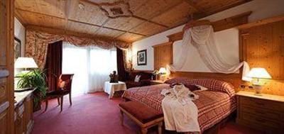 фото отеля Sassongher Hotel
