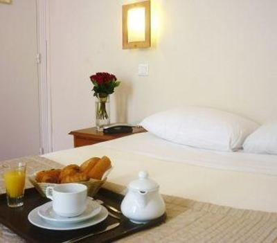 фото отеля Hotel des Batignolles