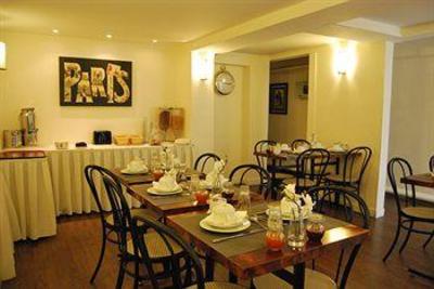 фото отеля Hotel des Batignolles