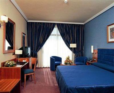 фото отеля Gran Hotel Vecindario Aeropuerto