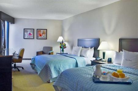 фото отеля Doubletree Houston Intercontinental Airport