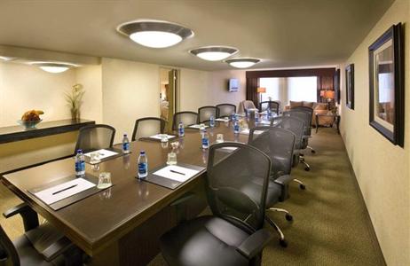 фото отеля Doubletree Houston Intercontinental Airport