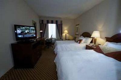 фото отеля Hilton Garden Inn Cincinnati Northeast