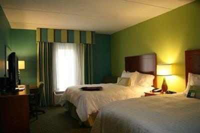 фото отеля Hampton Inn Bermuda Run Advance