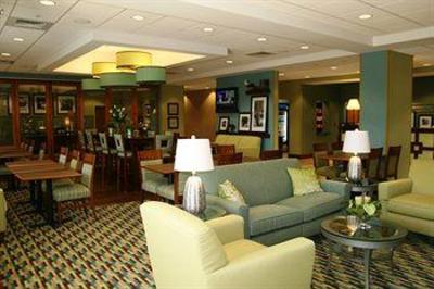 фото отеля Hampton Inn Bermuda Run Advance