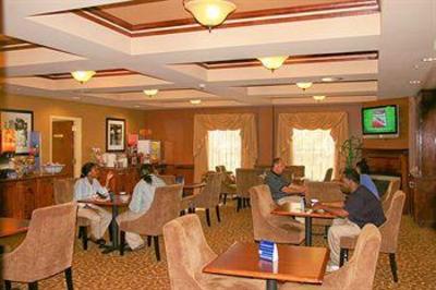 фото отеля Hampton Inn Greensboro East