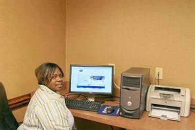 фото отеля Hampton Inn Greensboro East