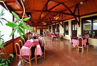 фото отеля Eden Hotel and Bungalows
