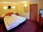 фото отеля Eden Hotel and Bungalows