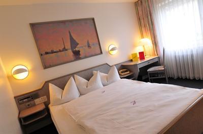 фото отеля Ambassador Hotel Karlsruhe