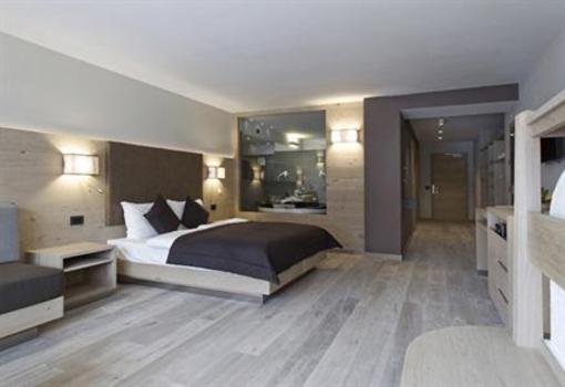фото отеля Hotel Ciarnadoi