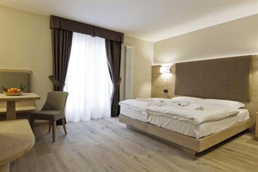 фото отеля Hotel Ciarnadoi