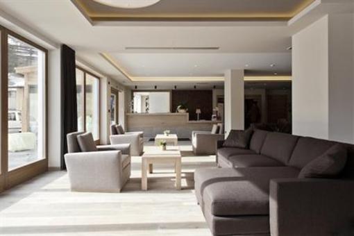 фото отеля Hotel Ciarnadoi