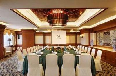 фото отеля Park Hotel Shanghai
