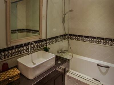 фото отеля Vintage Eleven Villa