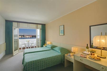 фото отеля Fortuna Island Hotel