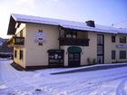 фото отеля Landhaus im kuhlen Grunde Pracht