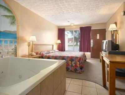 фото отеля Super 8 Moraine/Dayton