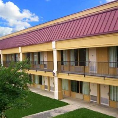 фото отеля Lincoln Inn & Suites