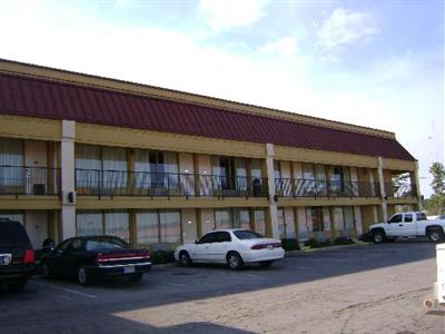 фото отеля Lincoln Inn & Suites