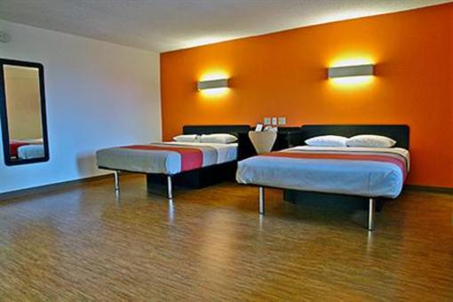 фото отеля Motel 6 Martinsburg