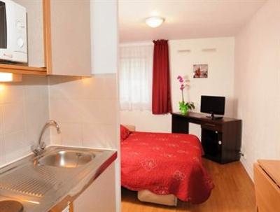 фото отеля Sejours & Affaires Charles De Gaulle Aparthotel Pantin