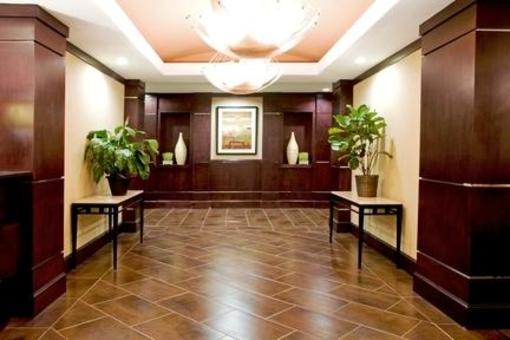 фото отеля Holiday Inn Express Hotel & Suites Beeville