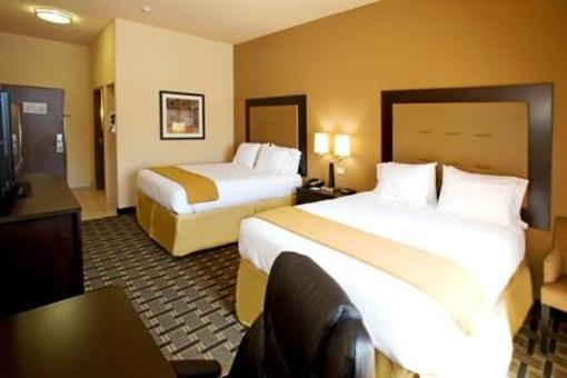 фото отеля Holiday Inn Express Hotel & Suites Beeville