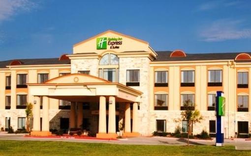 фото отеля Holiday Inn Express Hotel & Suites Beeville