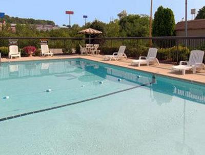 фото отеля Red Roof Inn Cookeville