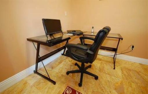 фото отеля BEST WESTERN Burbank Airport Inn