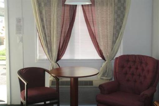 фото отеля Broadway Inn Yankton