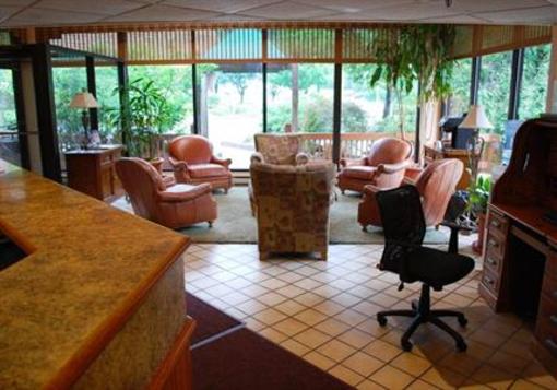 фото отеля Best Western Braddock Inn