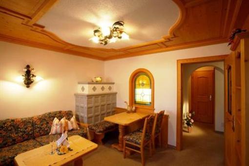 фото отеля Naturparkhotel Ober Lechtalerhof Holzgau