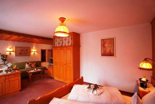 фото отеля Naturparkhotel Ober Lechtalerhof Holzgau