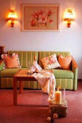фото отеля Naturparkhotel Ober Lechtalerhof Holzgau