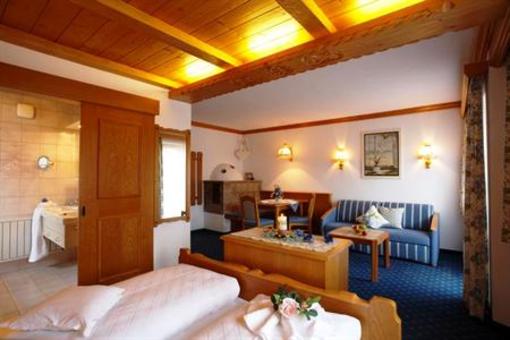 фото отеля Naturparkhotel Ober Lechtalerhof Holzgau