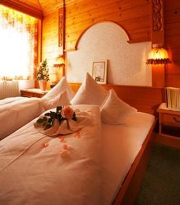 фото отеля Naturparkhotel Ober Lechtalerhof Holzgau
