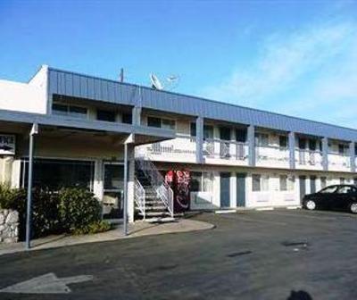 фото отеля River Park Inn Fresno