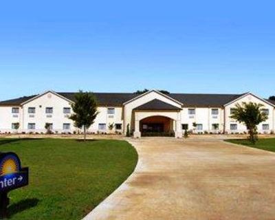 фото отеля Days Inn And Suites Atoka