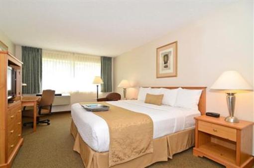 фото отеля BEST WESTERN Baraboo Inn