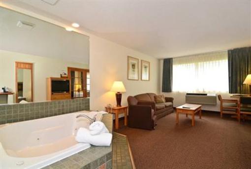 фото отеля BEST WESTERN Baraboo Inn
