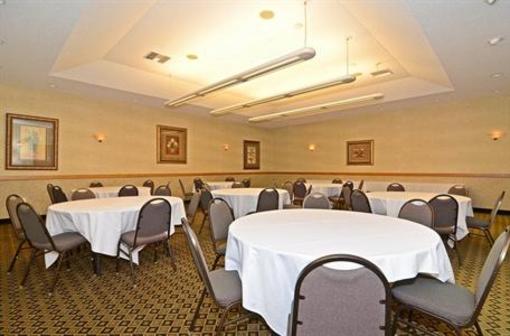 фото отеля BEST WESTERN Baraboo Inn