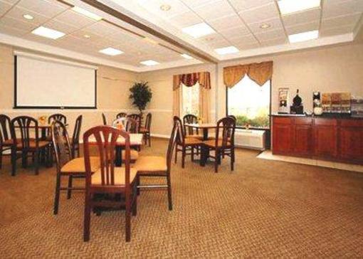 фото отеля Comfort Inn & Suites Brandywine Valley