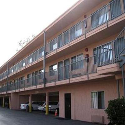 фото отеля Bay Inn and Suites