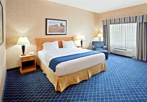 фото отеля Holiday Inn Express Hotel & Suites Cheney - University Area