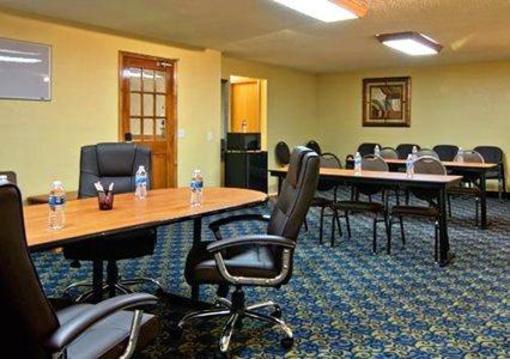 фото отеля Econo Lodge Inn & Suites Clinton (Oklahoma)