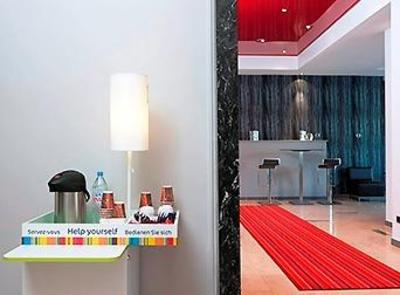 фото отеля Ibis Styles Niort Centre Grand Hotel