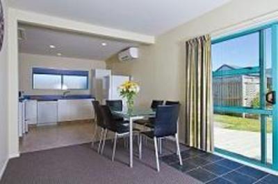 фото отеля Kaikoura Top 10 Holiday Park